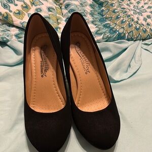 Classified Black Heels with Timeless Elegance